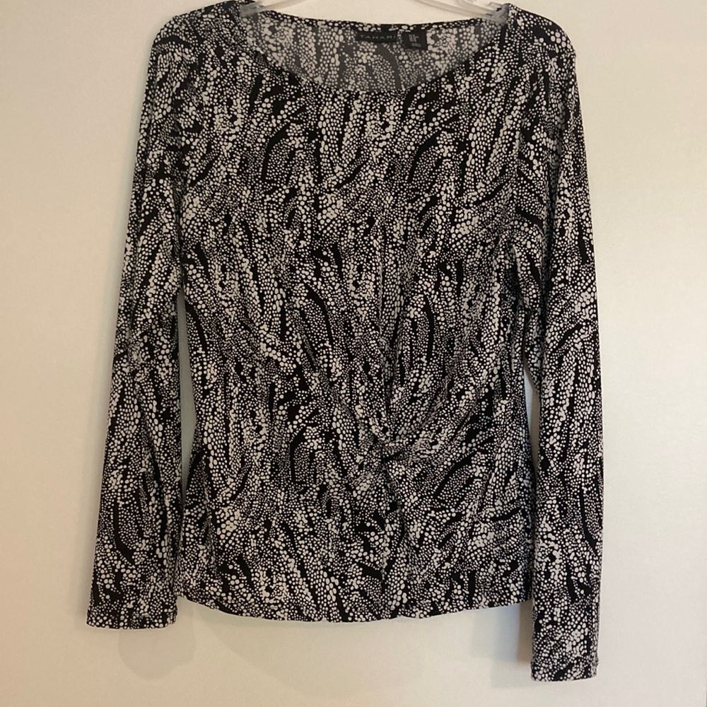 Tahari Black and White Fitted Long Sleeve Blouse